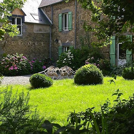 Chambre D'Hotes De Pirieuc Meillac Exterior foto