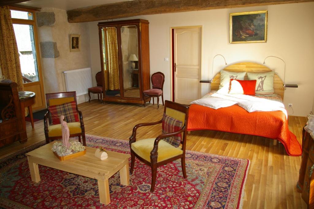 Chambre D'Hotes De Pirieuc Meillac Exterior foto